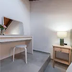 Charming Apartment Paraiso Beach
